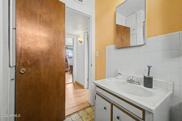 $320,000 | 2125 West 2nd Street, Mesa, AZ 85201