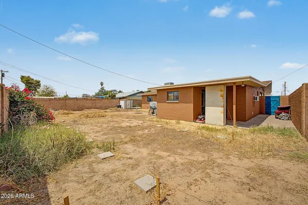 $320,000 | 2125 West 2nd Street, Mesa, AZ 85201