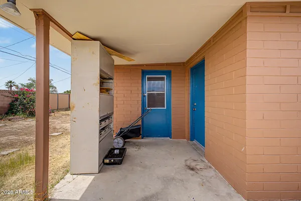 $320,000 | 2125 West 2nd Street, Mesa, AZ 85201