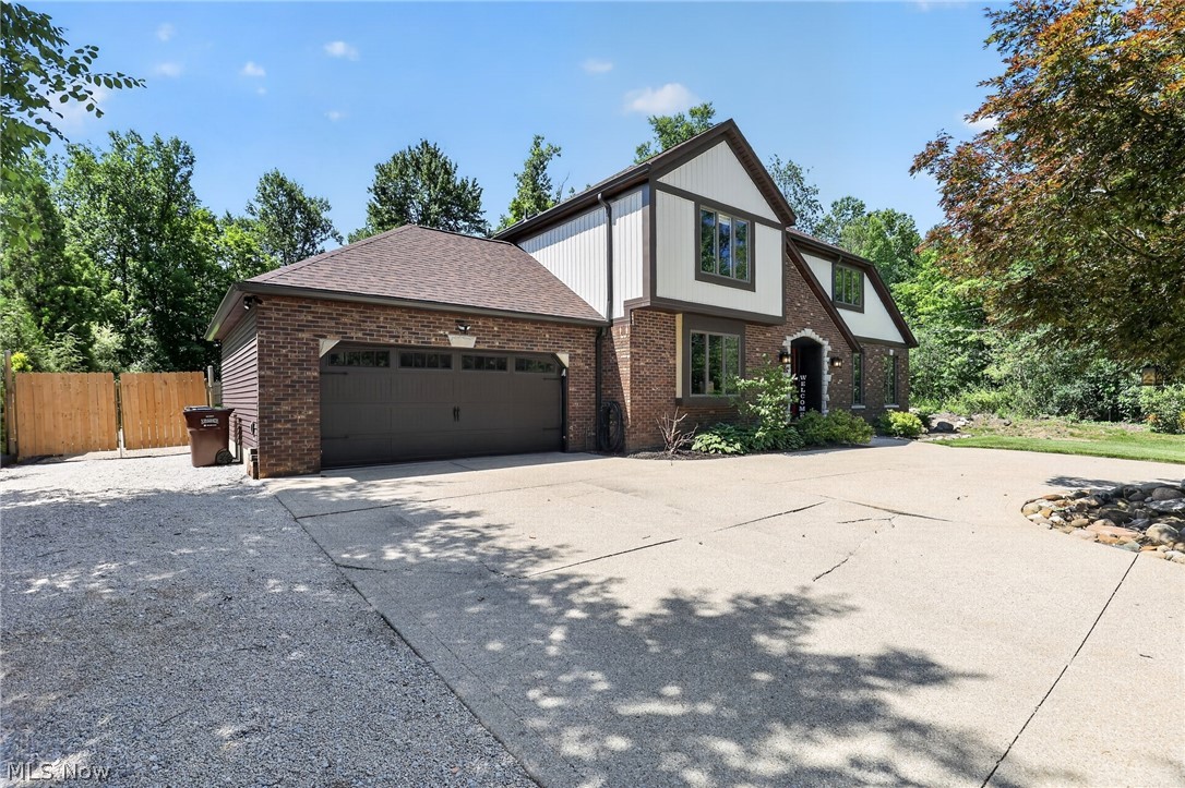 1744 Mattingly Road Hinckley, OH 44233 - Photo 2 of 50