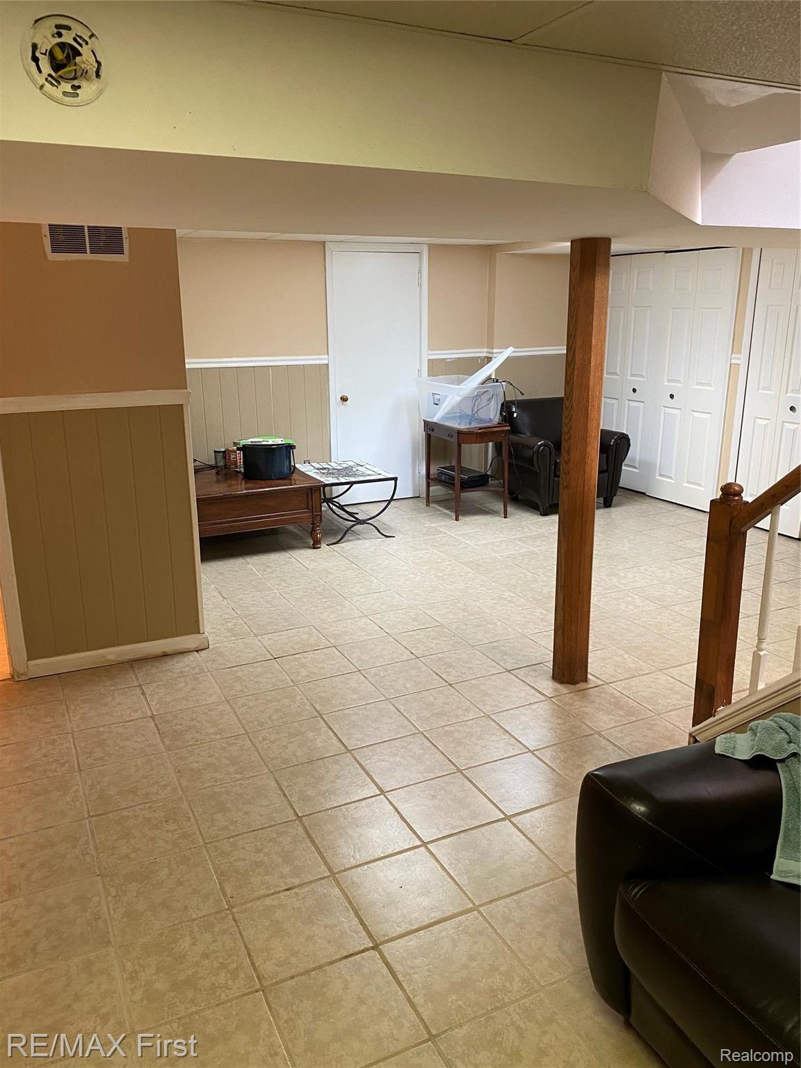 123 Normandy Road Royal Oak, MI 48073 - Photo 50 of 88 CA4F3972-1E63-405E-A66B-03DB39B26E0D.jpeg