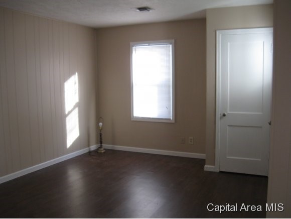 2060 North 21st Street Springfield, IL 62702 - Photo 3 of 5