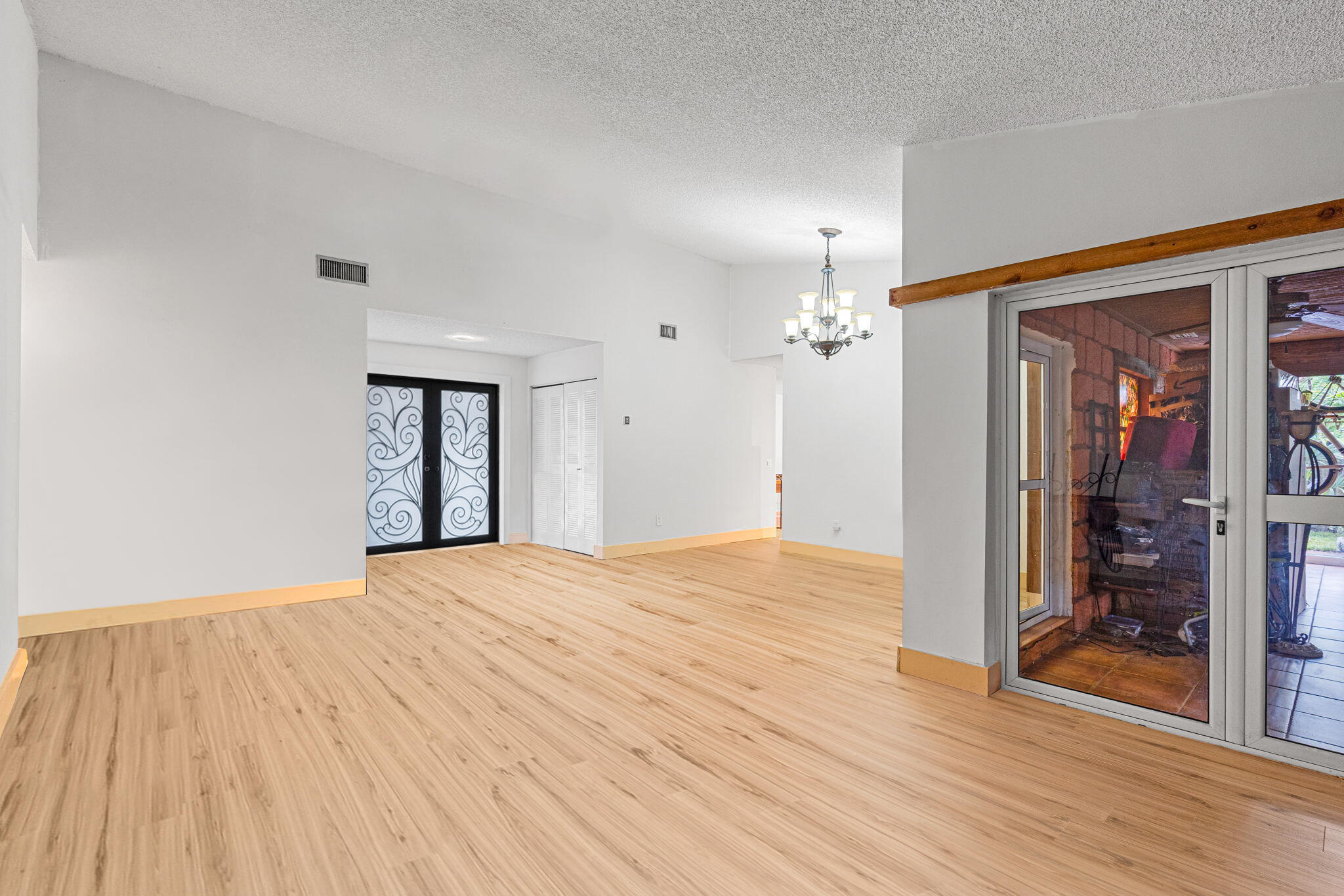 5441 Southwest 155th Place Miami, FL 33185 - Photo 21 of 76 15-web-or-mls-15
