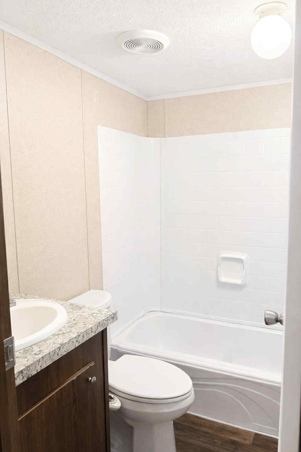 232 North Raphael Road DeFuniak Springs, FL 32433 - Photo 6 of 8 bathroom