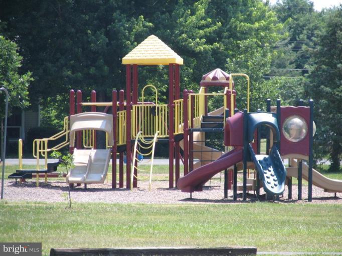 208 Oriole Avenue Ridgely, MD 21660 - Photo 8 of 11 Nearby park