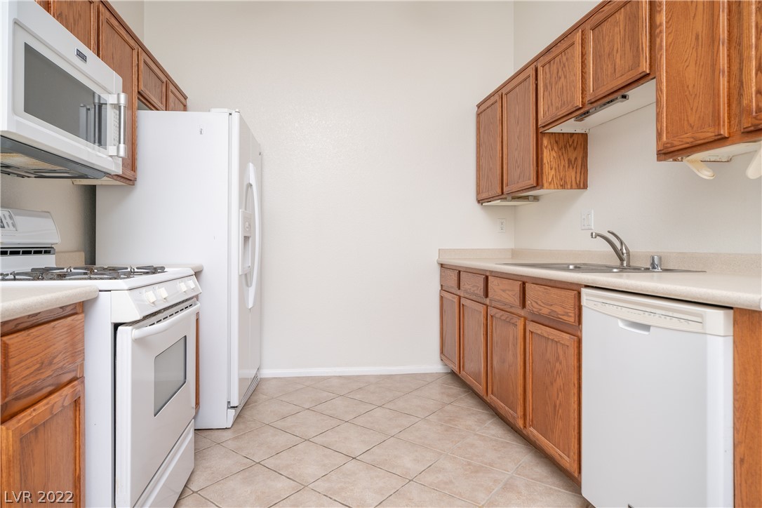 3360 Cactus Shadow Street, Unit 101 Las Vegas, NV 89129 - Photo 11 of 26