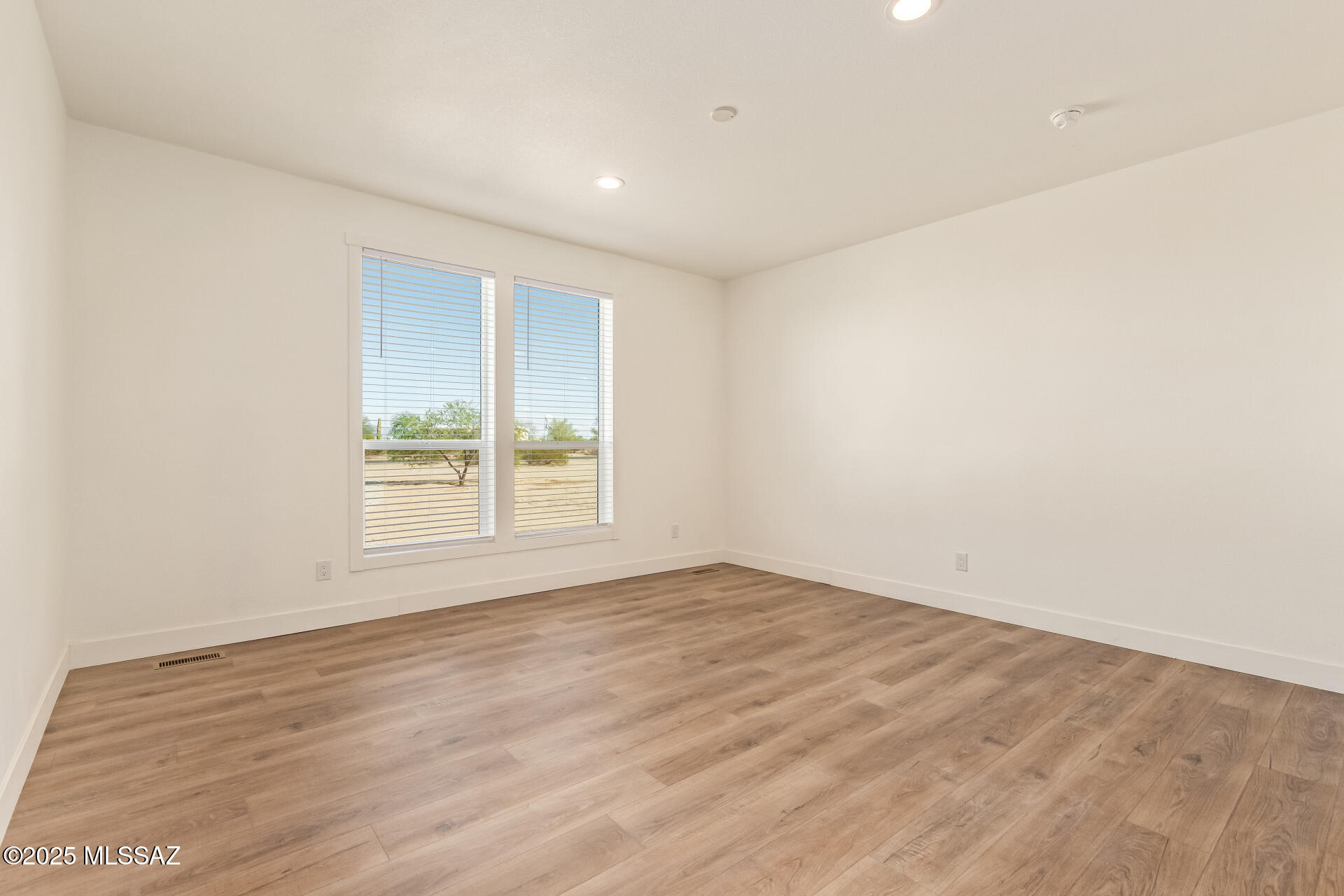 13219 North Derringer Road Marana, AZ 85653 - Photo 5 of 24 Gallery Image 5
