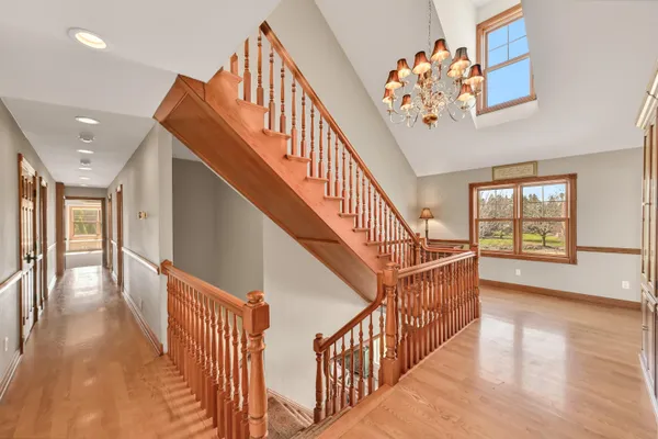 $1,849,000 | 214 East Beechwood Court, Mequon, WI 53092