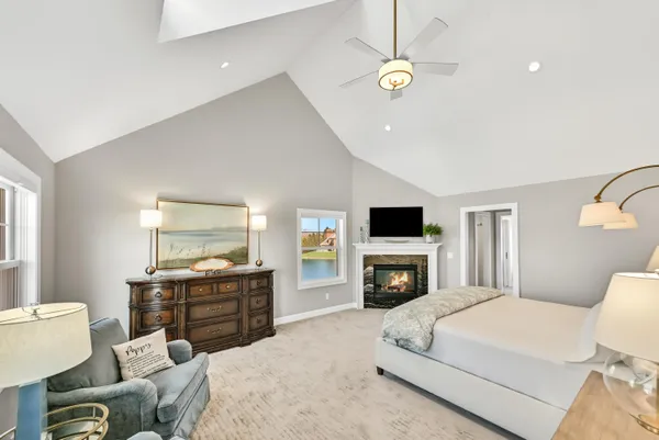 $1,849,000 | 214 East Beechwood Court, Mequon, WI 53092