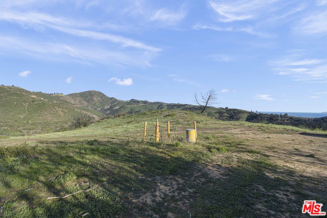 1100 Kanan Dume Road Malibu, CA 90265 - Photo 9 of 13 a view of lake