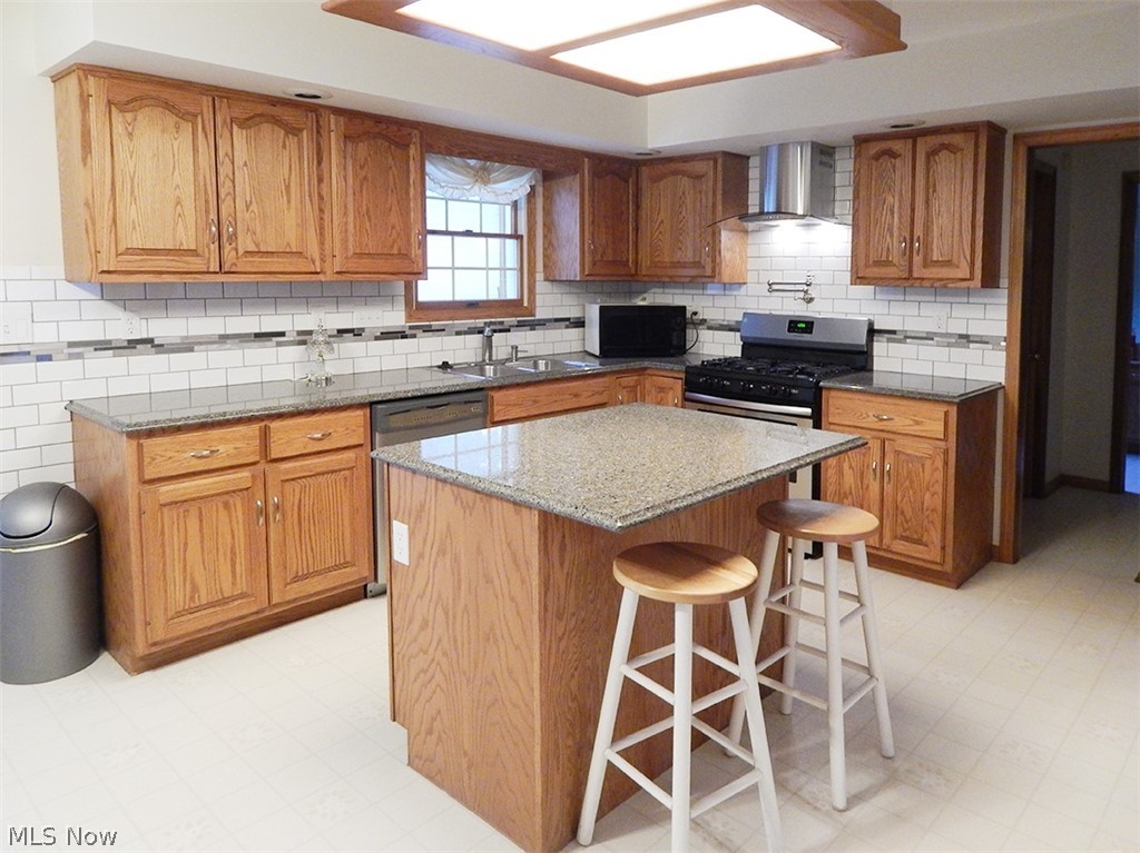 6766 Neff Road Medina, OH 44256 - Photo 9 of 25 Gallery Image 9
