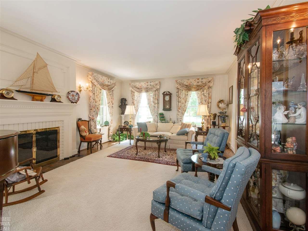 1006 Whittier Road Grosse Pointe, MI 48230 - Photo 8 of 51 50078531-7.JPG