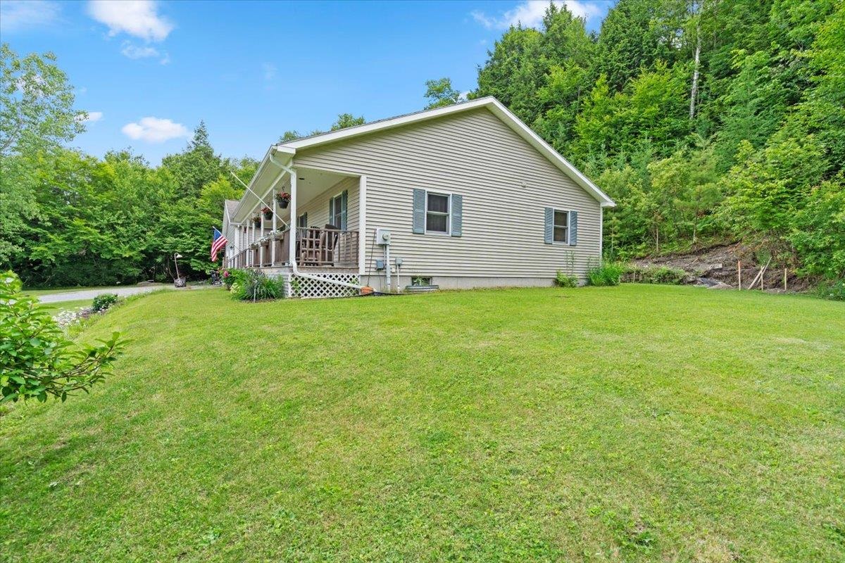 3992 Main Road Huntington, VT 05462 - Photo 3 of 32