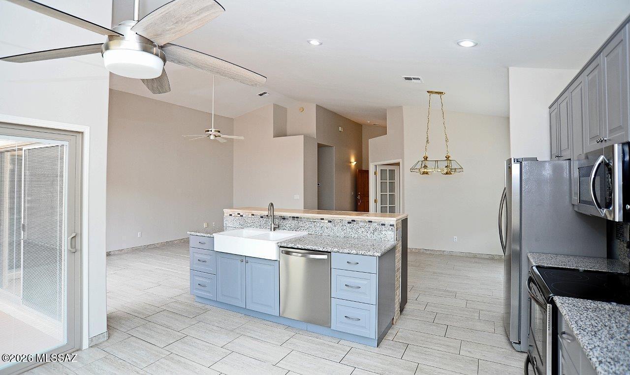 760 North Western Ridge Trail Tucson, AZ 85748 - Photo 18 of 45 Kitchen 1