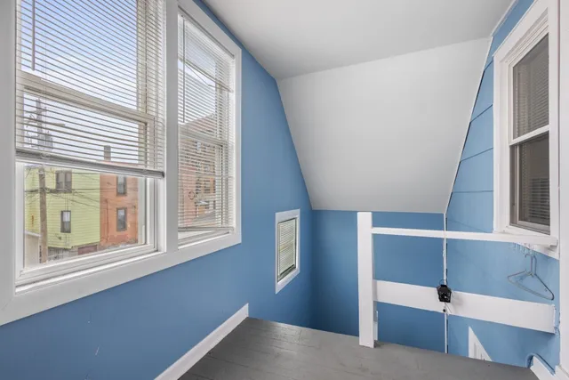 $225,000 | 10408 South Ave J, Chicago, IL 60617