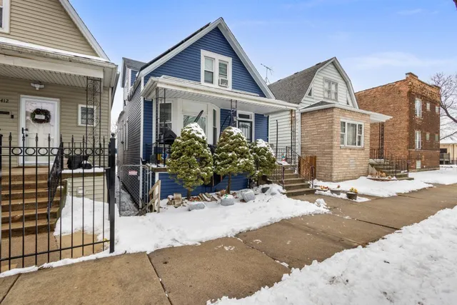 $225,000 | 10408 South Ave J, Chicago, IL 60617