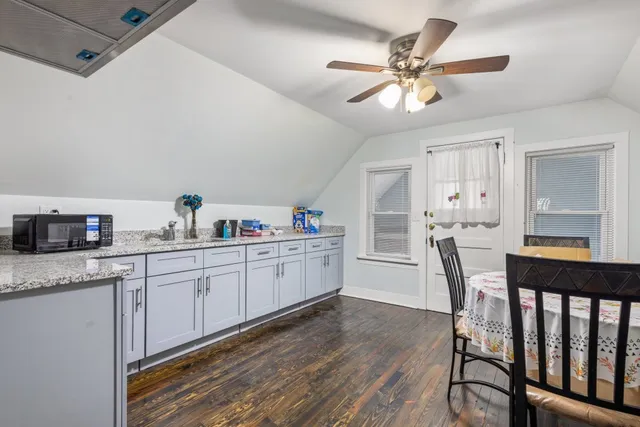 $225,000 | 10408 South Ave J, Chicago, IL 60617