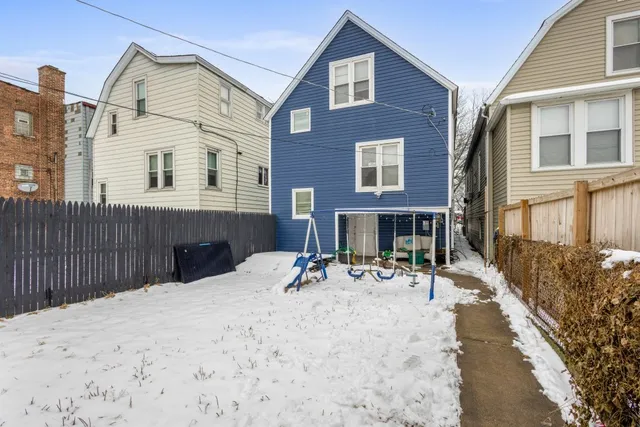 $225,000 | 10408 South Ave J, Chicago, IL 60617