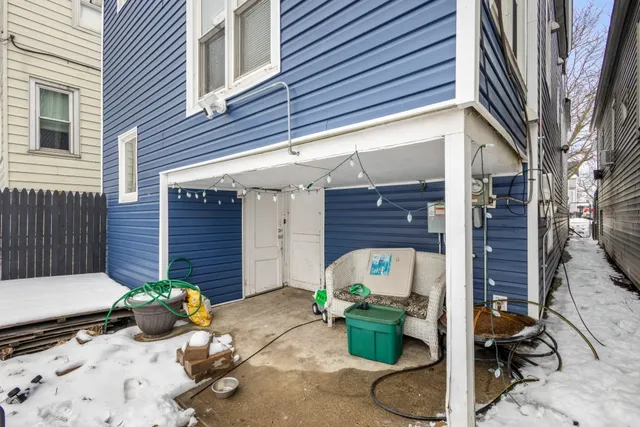 $225,000 | 10408 South Ave J, Chicago, IL 60617