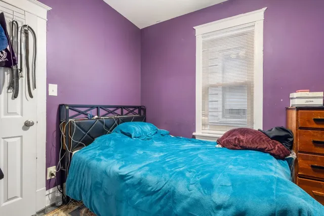 $225,000 | 10408 South Ave J, Chicago, IL 60617