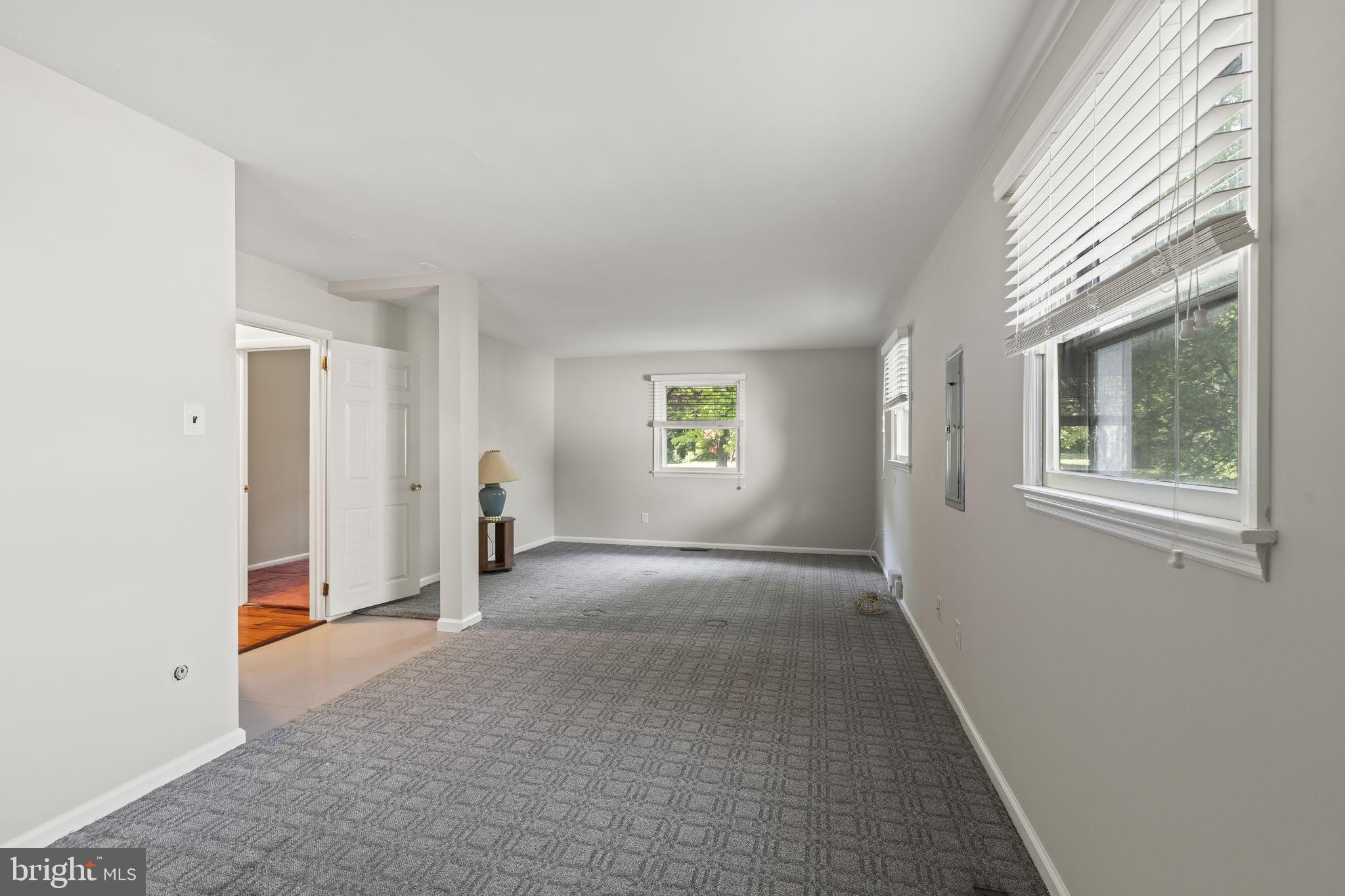 621 South Forklanding Road Maple Shade, NJ 08052 - Photo 18 of 45