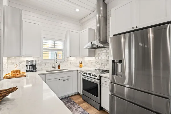 $580,000 | 2212 Highway 361, Unit 108, Port Aransas, TX 78373