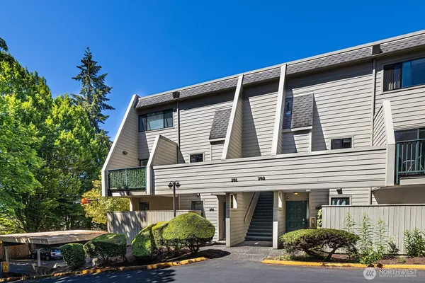 $475,000 | 8851 166th Avenue Northeast, Unit A201, Redmond, WA 98052