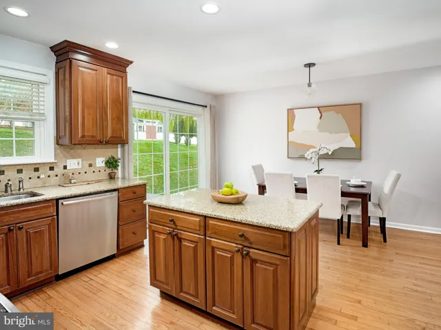 $999,000 | 481 Red Coat Lane, Wayne, PA 19087