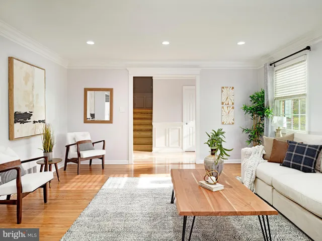 $999,000 | 481 Red Coat Lane, Wayne, PA 19087