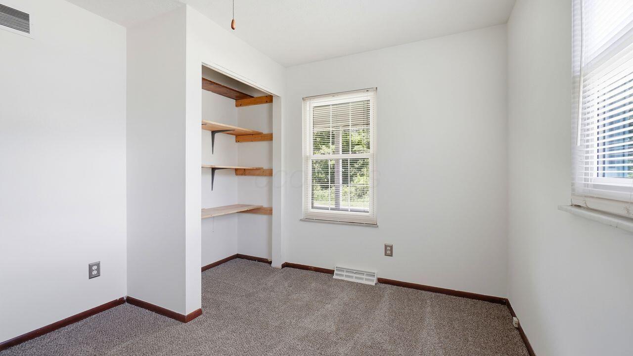 4432 White Road Centerburg, OH 43011 - Photo 20 of 37