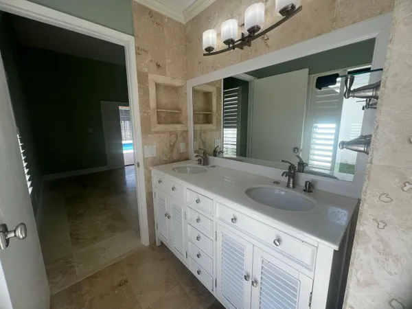 $4,600 | 21023 Rustlewood Avenue, Boca Raton, FL 33428