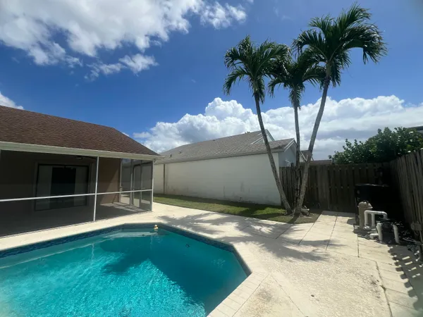$4,600 | 21023 Rustlewood Avenue, Boca Raton, FL 33428