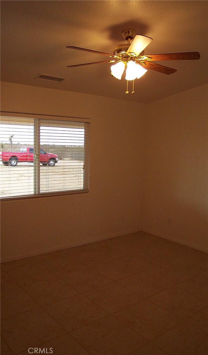 12177 Sonora Road Phelan, CA 92371 - Photo 7 of 27