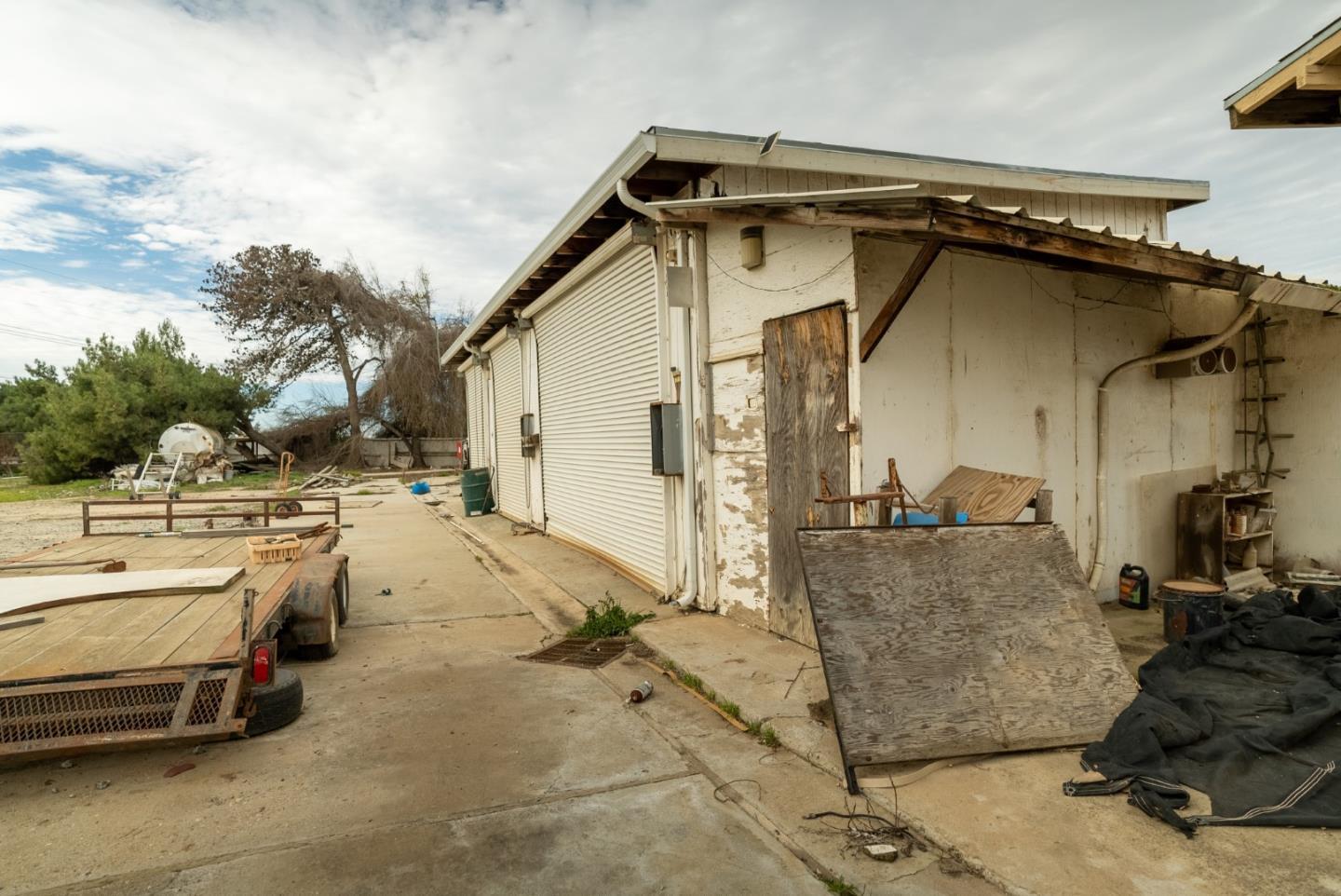 2317 Alisal Road Salinas, CA 93908 - Photo 28 of 32 Gallery Image 28