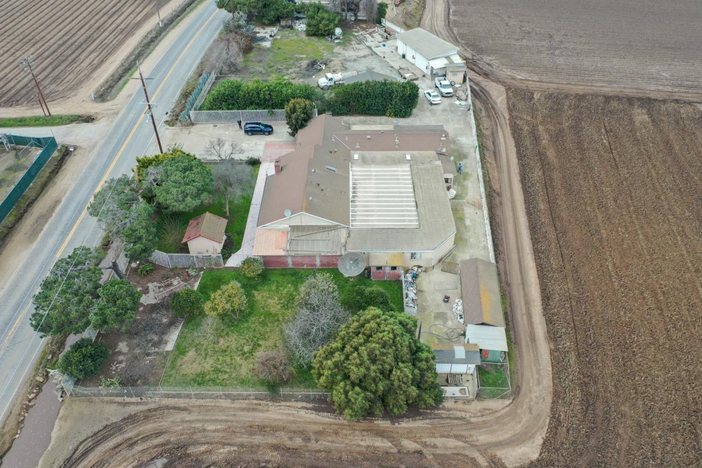 2317 Alisal Road Salinas, CA 93908 - Photo 31 of 32 Gallery Image 31
