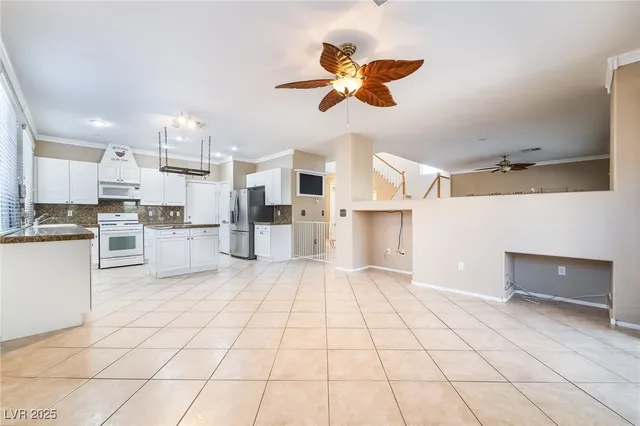 $649,000 | 894 Sir Winston Street, Henderson, NV 89052