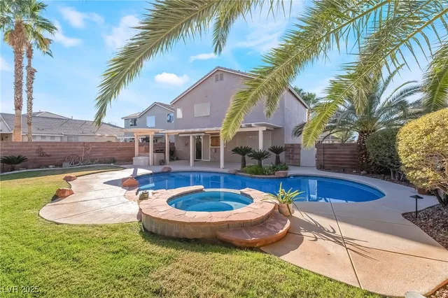 $649,000 | 894 Sir Winston Street, Henderson, NV 89052