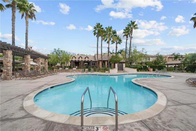 $565,000 | 19415 Opal Lane, Saugus, CA 91350