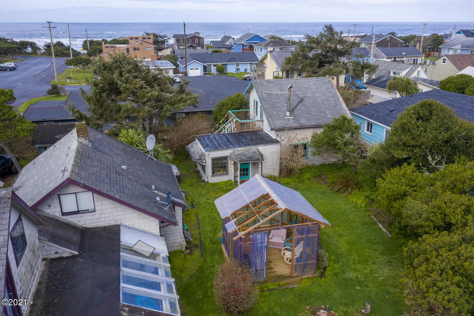 737 Southwest Government Street Newport, OR 97365 - Photo 5 of 28 Lot to Ocean