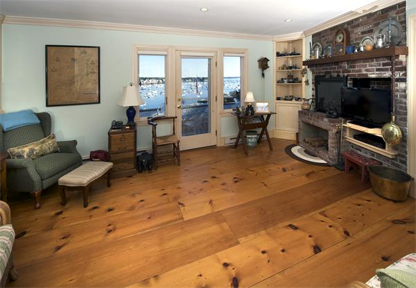 28 Foster Street Marblehead, MA 01945 - Photo 8 of 23