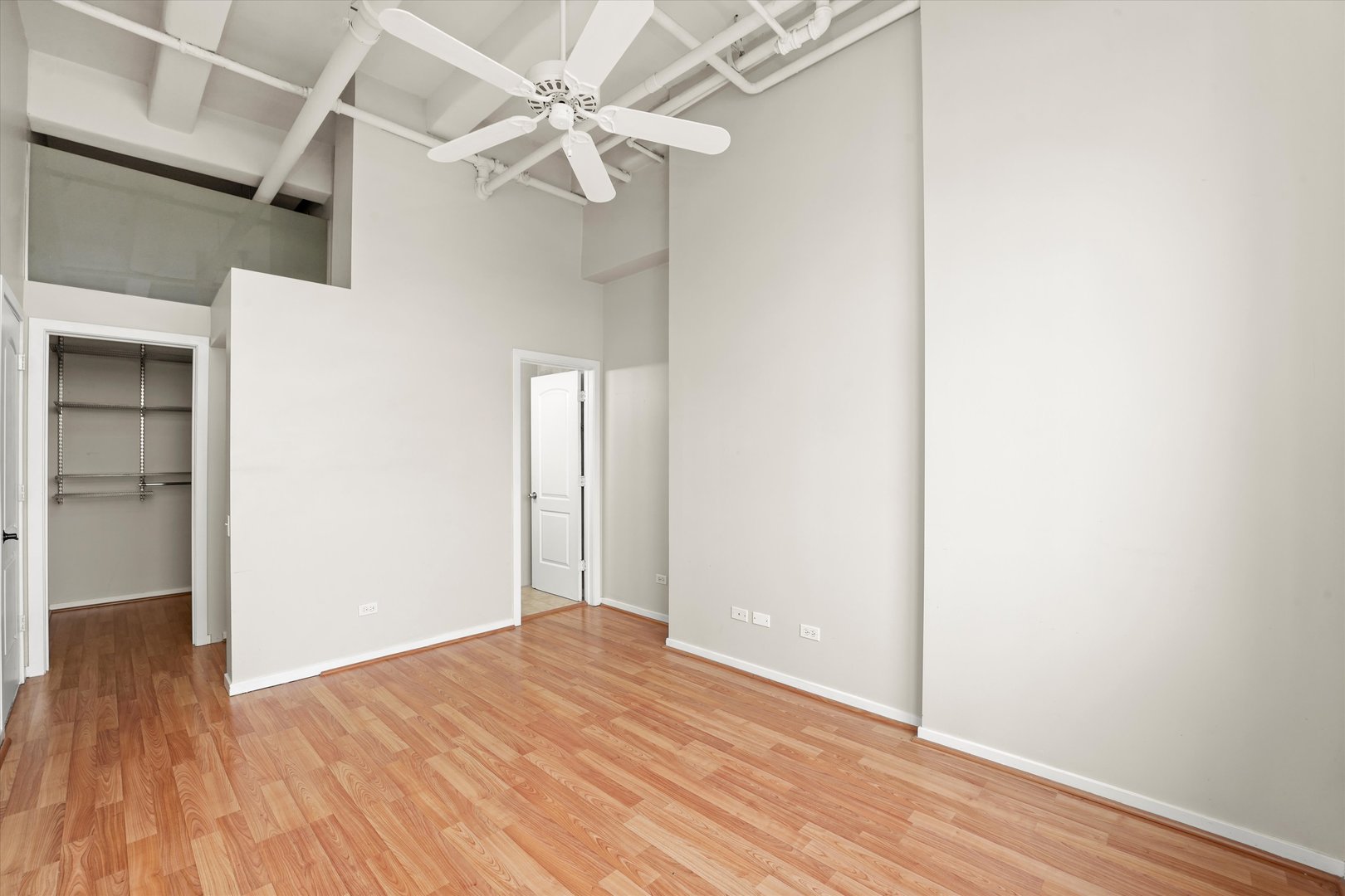 500 South Clinton Street, Unit 1011 Chicago, IL 60607 - Photo 22 of 31