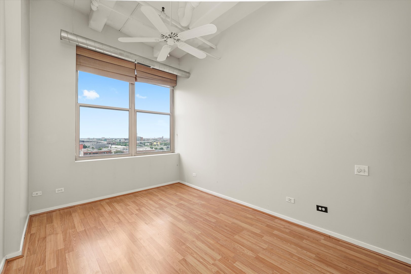 500 South Clinton Street, Unit 1011 Chicago, IL 60607 - Photo 24 of 31