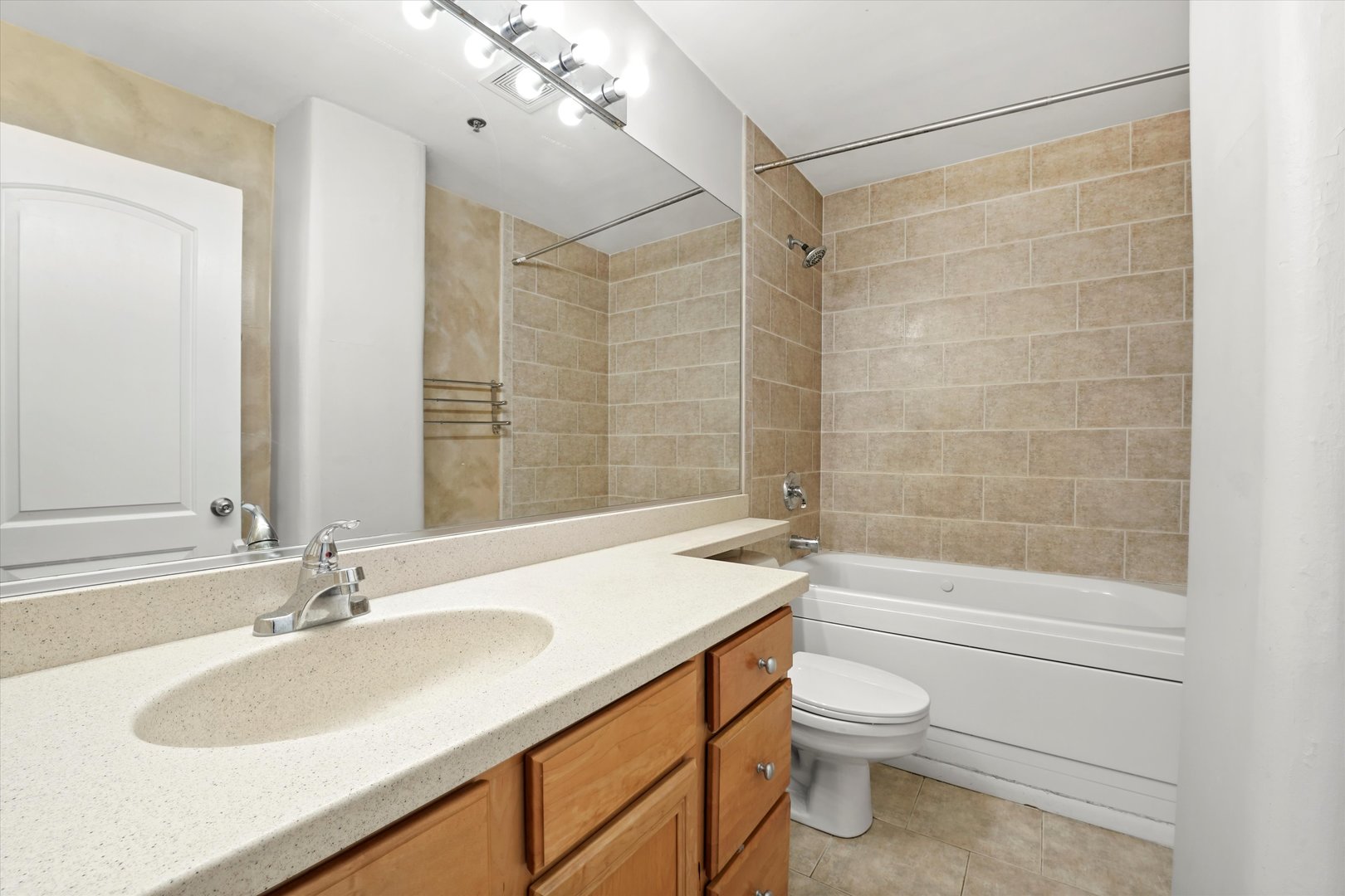 500 South Clinton Street, Unit 1011 Chicago, IL 60607 - Photo 25 of 31