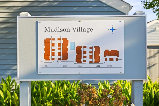 a view of sign board