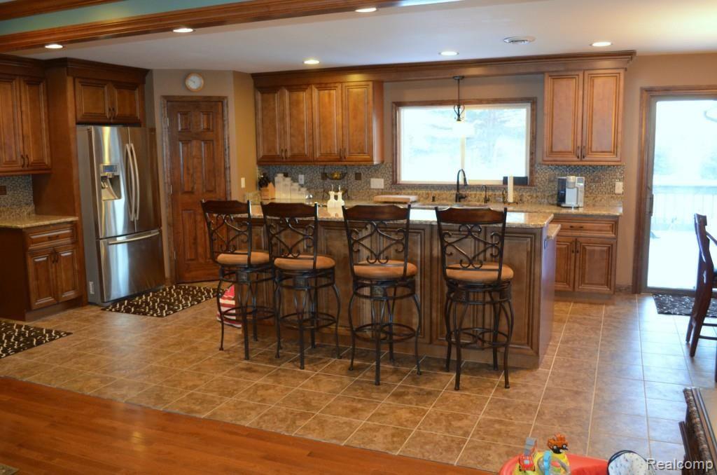 9685 Division Road Casco, MI 48064 - Photo 5 of 46 DSC_0809.jpg