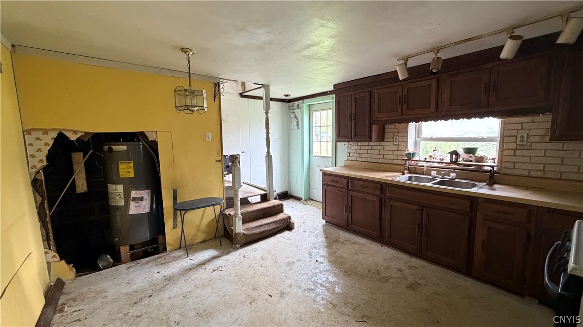 5239 Westmoreland Road Whitestown, NY 13492 - Photo 14 of 25