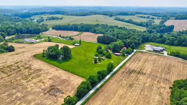 $315,000 | 9469 West Sinclair Road, Birdseye, IN 47513