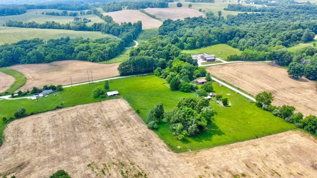 $315,000 | 9469 West Sinclair Road, Birdseye, IN 47513