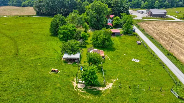 $315,000 | 9469 West Sinclair Road, Birdseye, IN 47513