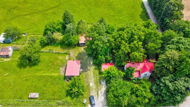 $315,000 | 9469 West Sinclair Road, Birdseye, IN 47513